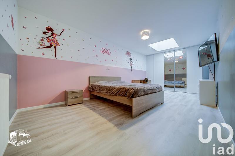 Maison de village - 224 m² - 8 pièces