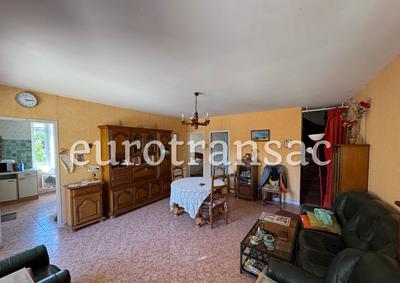 Maison - 122 m² - 5 pièces