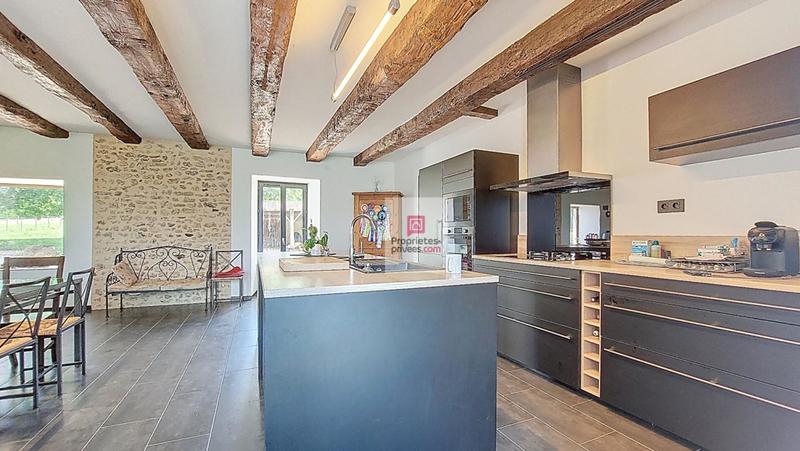 Maison - 110 m² - 4 pièces
