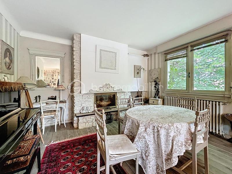 Maison - 200 m² - 8 pièces