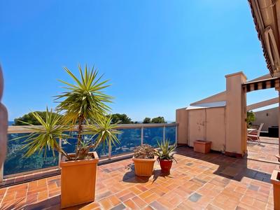 Appartement - 122 m² - 4 pièces