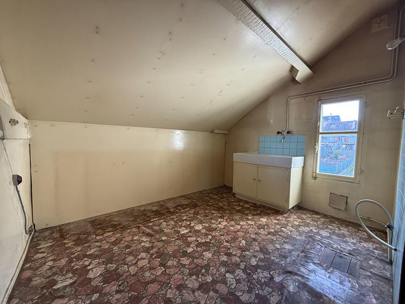 Maison - 92 m² - 5 pièces