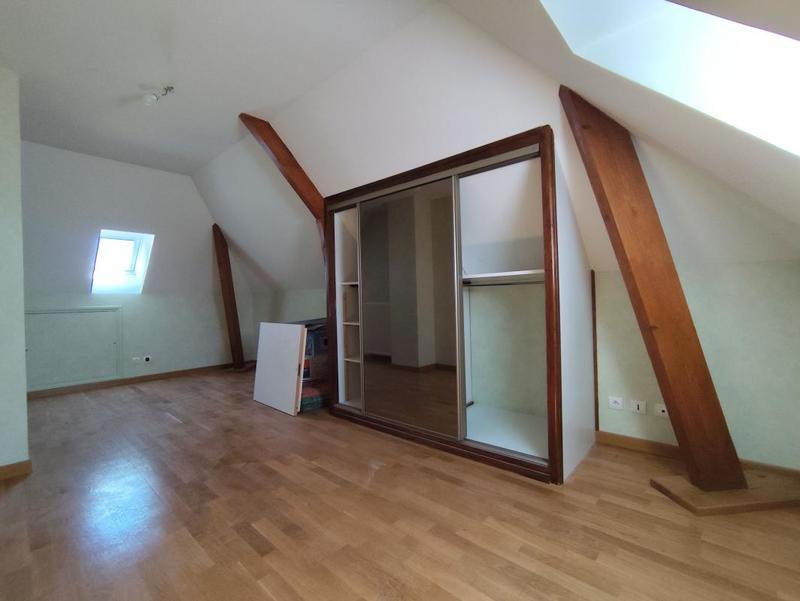 Maison - 122 m² - 4 pièces