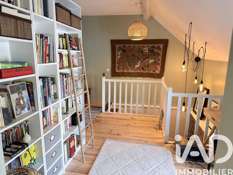 Maison - 167 m² - 6 pièces