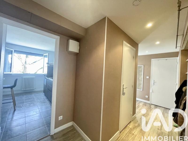 Appartement - 77 m² - 3 pièces