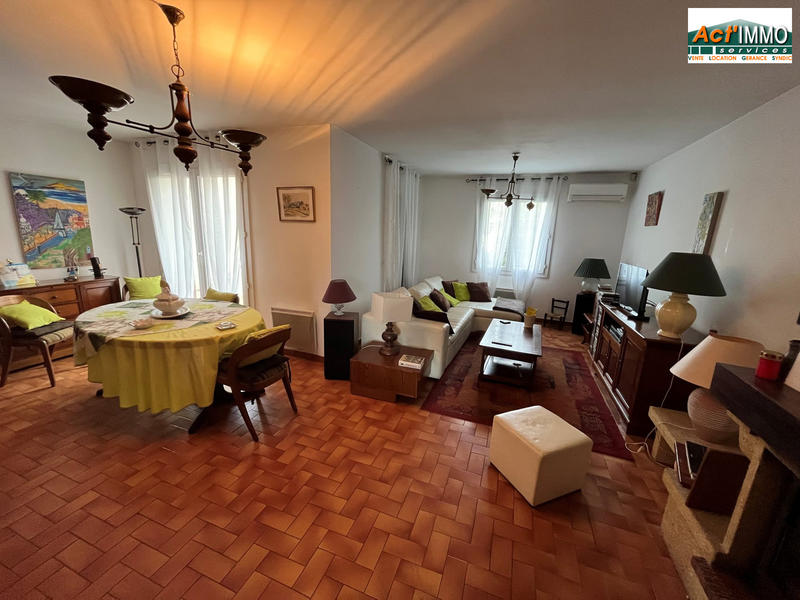 Maison traditionnelle - 100 m² - 4 pièces