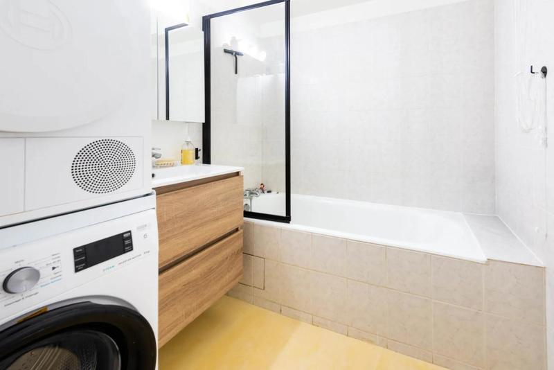 Appartement - 90 m² - 4 pièces