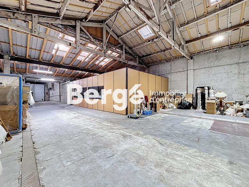 Entrepôt - 560 m²