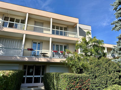 Appartement - 103 m² - 5 pièces