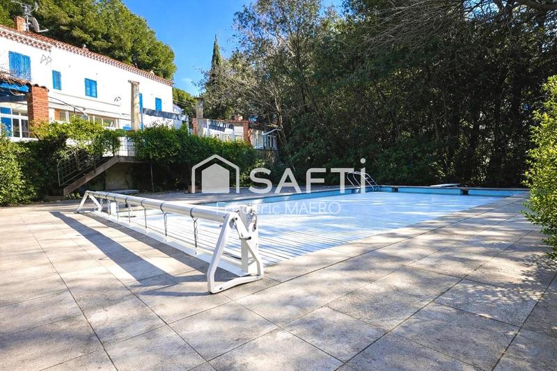 Maison de maîtres - 230 m² - 8 pièces