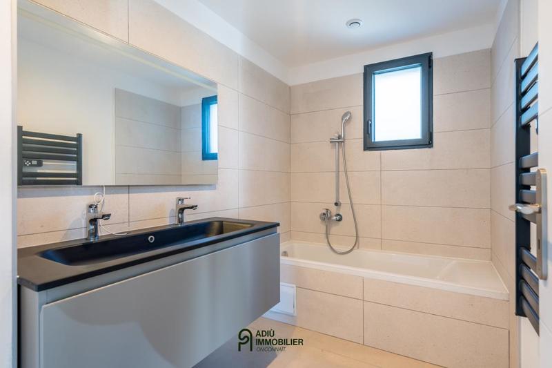 Maison - 145 m² - 5 pièces