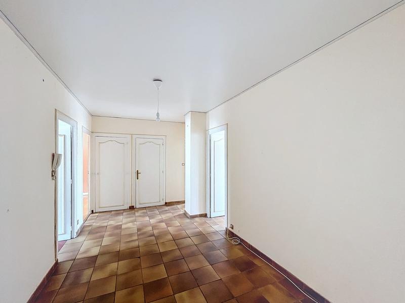 Appartement - 122 m² - 4 pièces