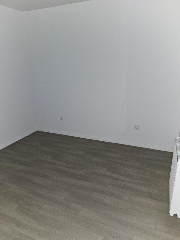 Appartement - 99 m² - 4 pièces