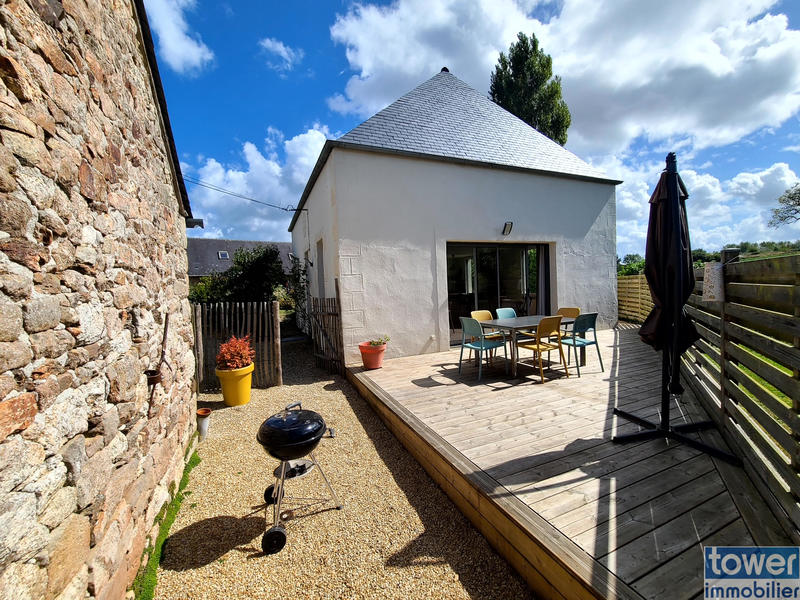 Propriété - 330 m² - 13 pièces