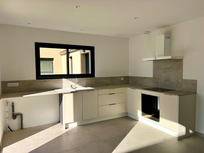 Maison - 96 m² - 4 pièces