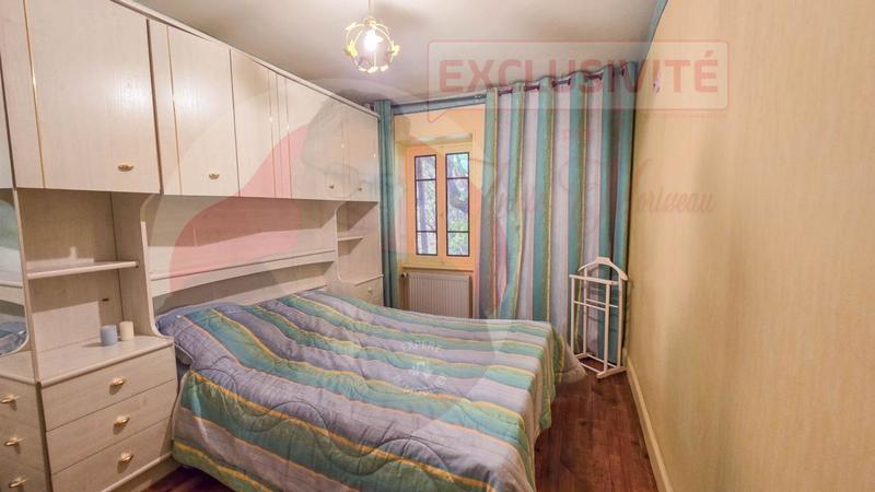 Maison - 450 m² - 11 pièces