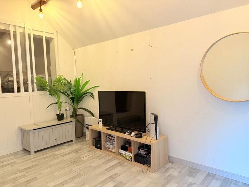 Maison - 180 m² - 6 pièces