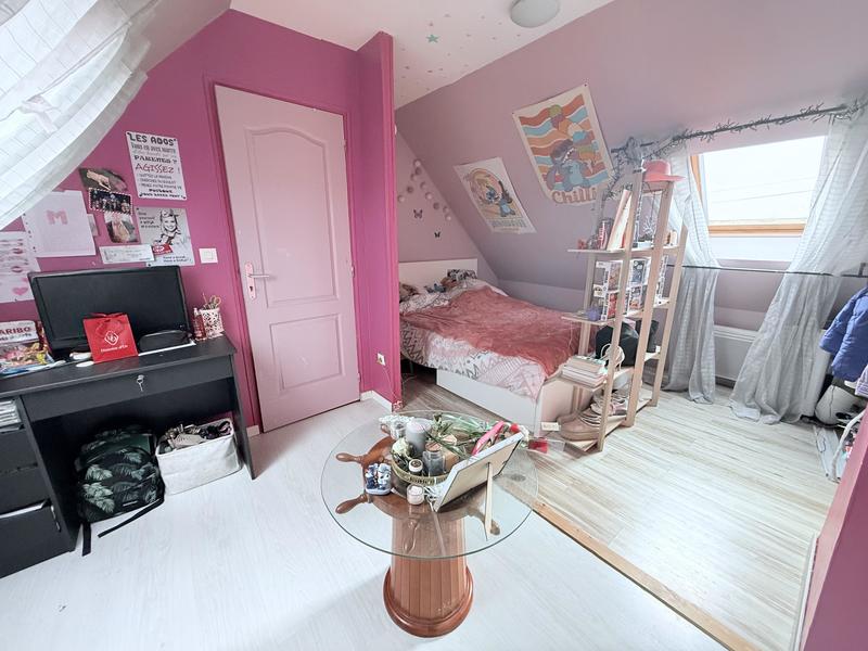 Maison - 85 m² - 5 pièces