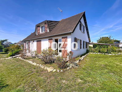 Maison - 160 m² - 8 pièces