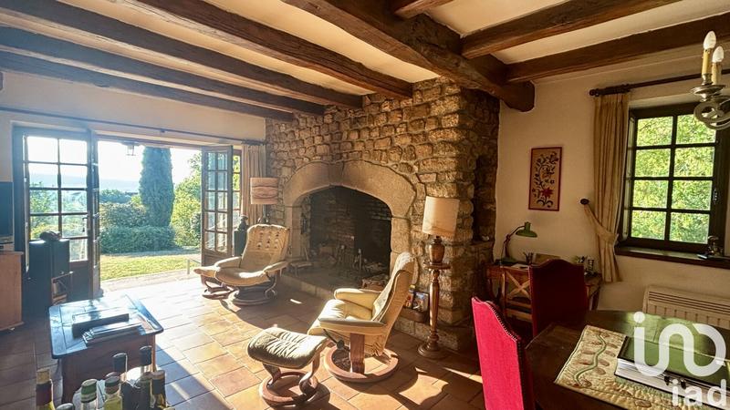 Maison - 193 m² - 7 pièces