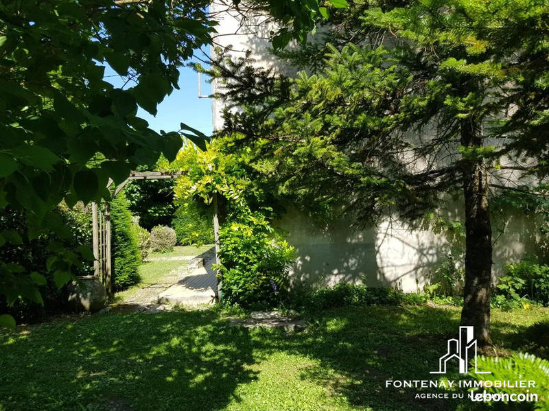 Maison - 189 m² - 5 pièces