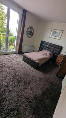 Maison - 99 m² - 5 pièces