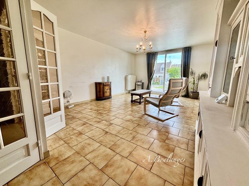 Maison - 102 m² - 5 pièces