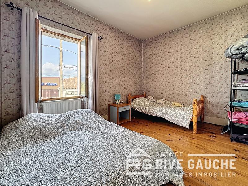 Maison ancienne - 258 m² - 8 pièces