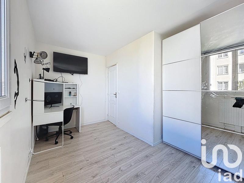 Appartement - 98 m² - 5 pièces