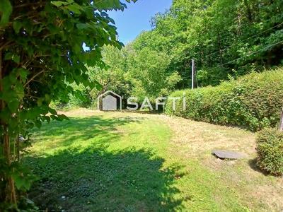 Maison - 225 m² - 10 pièces