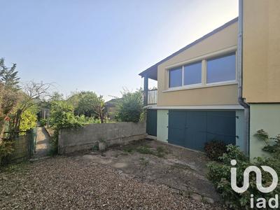 Maison de ville - 88 m² - 4 pièces