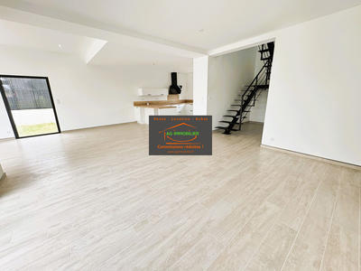 Maison - 162 m² - 6 pièces