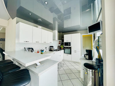 Maison - 160 m² - 6 pièces