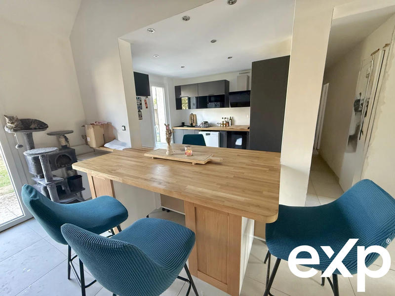 Maison - 90 m² - 4 pièces