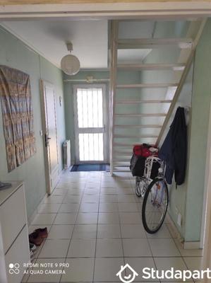 Chambre - 12 m² - 1 pièce