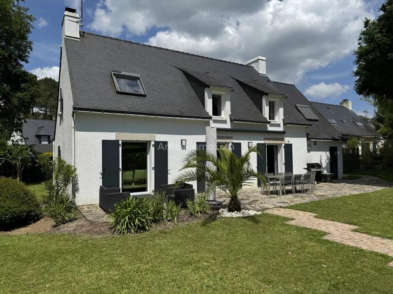 Maison - 162 m² - 6 pièces