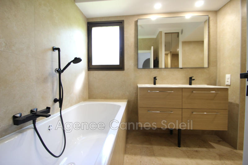 Villa - 165 m² - 6 pièces