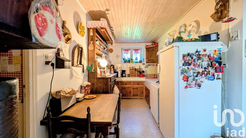 Maison - 242 m² - 7 pièces