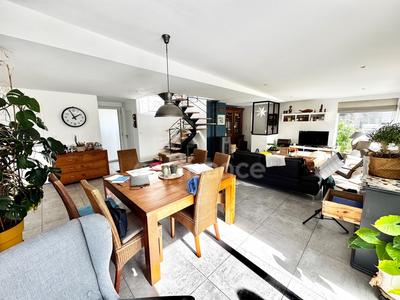 Maison - 126 m² - 6 pièces