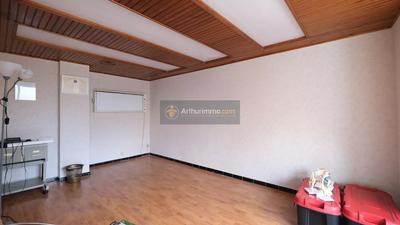 Bureau - 72 m²