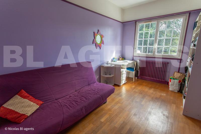 Maison - 180 m² - 7 pièces