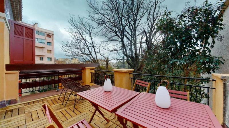 Chambre - 11 m² - 15 pièces