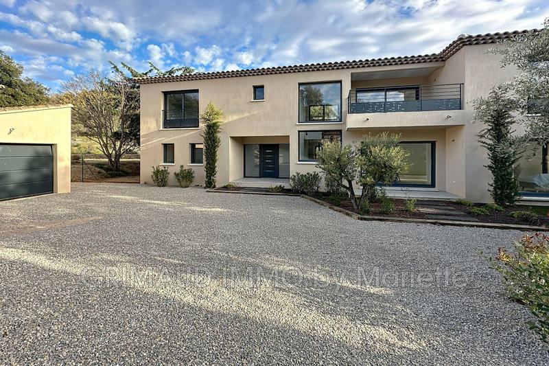 Villa - 240 m² - 5 pièces