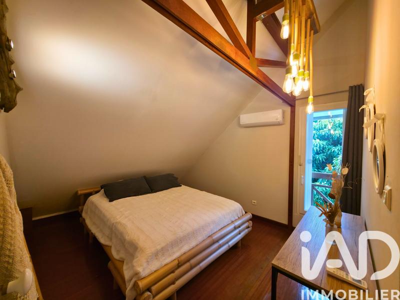 Maison - 167 m² - 6 pièces