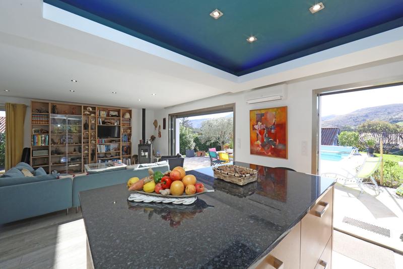 Maison contemporaine - 148 m² - 5 pièces