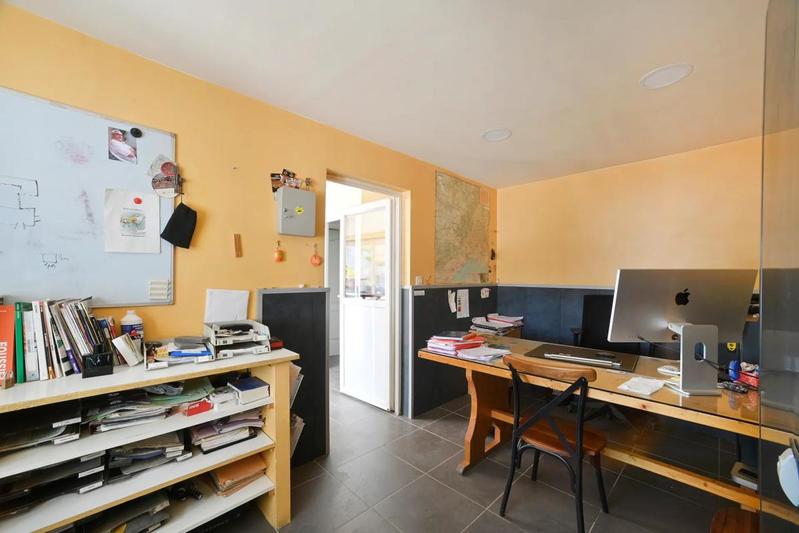 Maison - 520 m² - 8 pièces