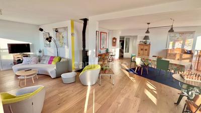 Appartement - 159 m² - 8 pièces