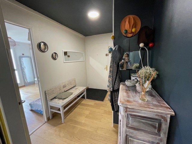 Appartement - 92 m² - 4 pièces