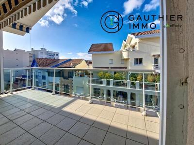 Appartement - 100 m² - 3 pièces