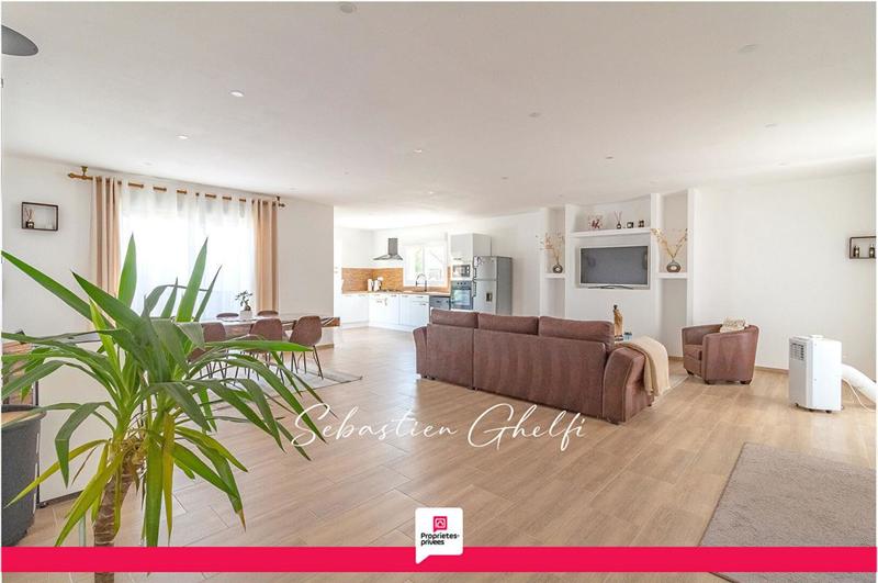 Maison - 118 m² - 5 pièces